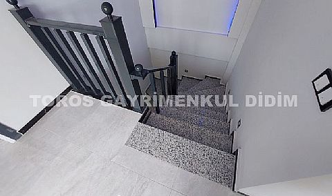 Didim Mavişehir De Havuzlu Otoparklı, 4+1, Ayrı Mutfak, Tam Müstakil Denize 600 Mt VİLLA