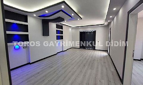 Didim Mavişehir De Havuzlu Otoparklı, 4+1, Ayrı Mutfak, Tam Müstakil Denize 600 Mt VİLLA