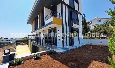 Didim’de Saunalı Hamamlı Havuzlu Plaja 600 Mt Mesafede Satılık Villa