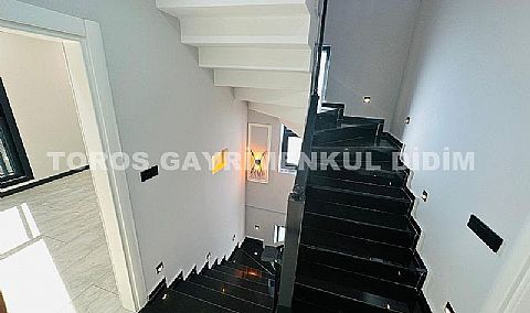 Didim Efelerde Satılık 4+1 Villa