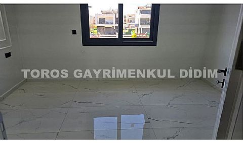 Didim efelerde satılık 4+1 ayrı mutfaklı havuzlu villa