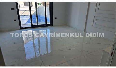 Didim efelerde satılık 4+1 ayrı mutfaklı havuzlu villa