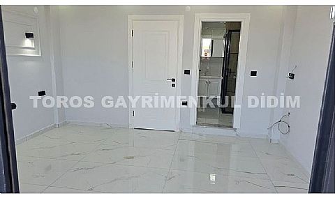 Didim efelerde satılık 4+1 ayrı mutfaklı havuzlu villa