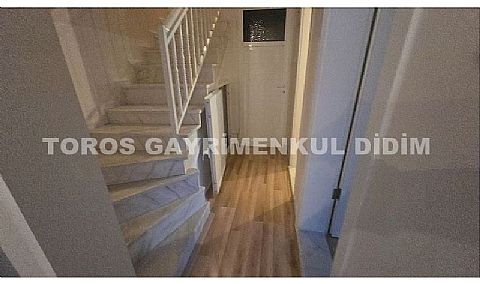 Didim akkoyde deniz manzaralı satılık 3+2 Eşyalı satılık villa