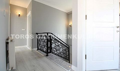 Mavişehir’de Plaja 400 Metre Mesafede, Sıfır Villa!