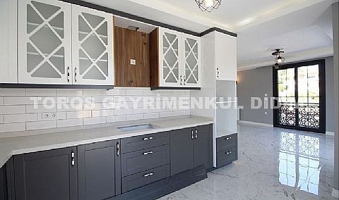 Mavişehir’de Plaja 400 Metre Mesafede, Sıfır Villa!