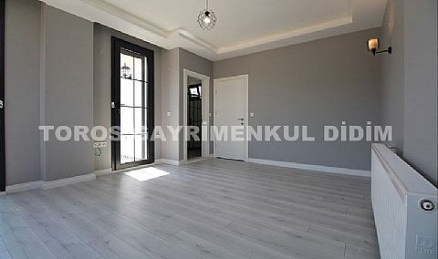 Mavişehir’de Plaja 400 Metre Mesafede, Sıfır Villa!