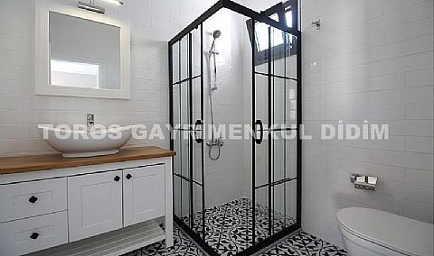 Mavişehir’de Plaja 400 Metre Mesafede, Sıfır Villa!