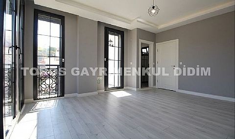 Mavişehir’de Plaja 400 Metre Mesafede, Sıfır Villa!