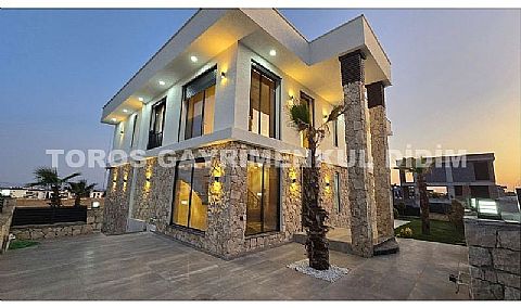 Çift Havuzlu Müstakil  Villa | Didim Efeler’de 563m² Arsada Eşsiz Yaşam 
