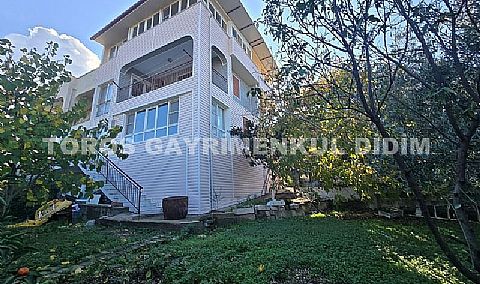 Didim Akköy, de Doğa İçinde  Satılık Deniz Manzaralı Yazlık