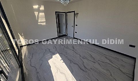 Akbük Merkezde Benzersiz Lüks Özel Havuzlu, Yerden Isıtmalı 4+1 Müstakil Villa