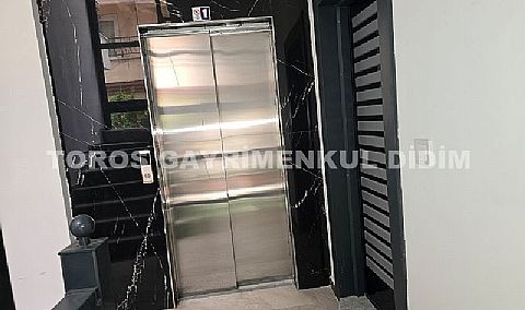 ALTINKUM PLAJINA YAKIN, LÜKS SIFIR BİNA – SATILIK 1+1 DAİRE!