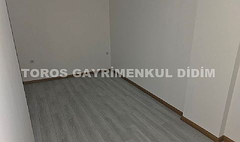 ALTINKUM PLAJINA YAKIN, LÜKS SIFIR BİNA – SATILIK 1+1 DAİRE!