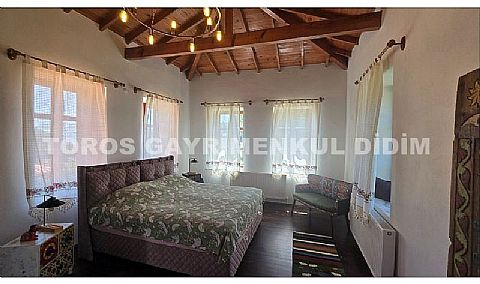 Aydın Söke doğanbey Köyünde 1028m2 arsa üzerine kurulu Satılık Müstakil Ev