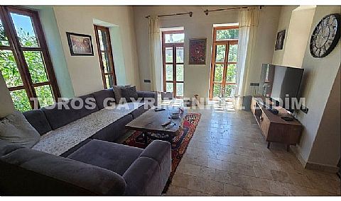 Aydın Söke doğanbey Köyünde 1028m2 arsa üzerine kurulu Satılık Müstakil Ev