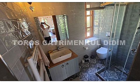 Aydın Söke doğanbey Köyünde 1028m2 arsa üzerine kurulu Satılık Müstakil Ev