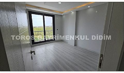 Bahçeli, Teraslı ve Tam Anlamıyla Yaşanılası Bir Villa