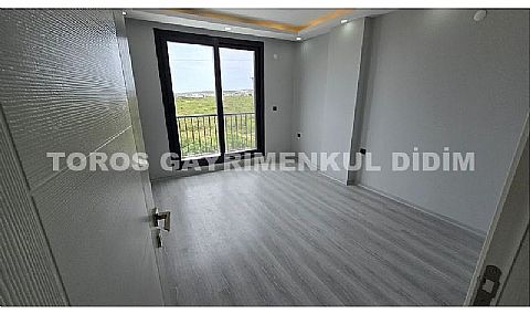 Bahçeli, Teraslı ve Tam Anlamıyla Yaşanılası Bir Villa