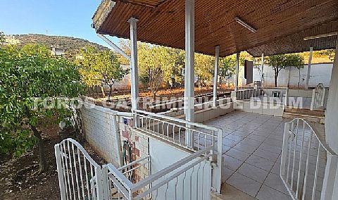 Didim Akbükte deniz manzaralı eşyalı satılık yazlık 
