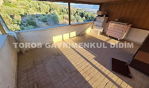 Didim Akbükte deniz manzaralı eşyalı satılık yazlık 