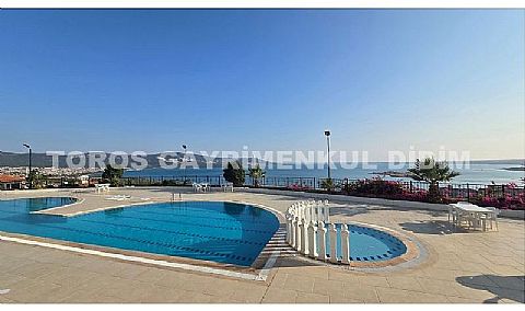 Didim Akbük'te Full Deniz Manzaralı, Eşyalı, Havuz Cepheli Dubleks Daire