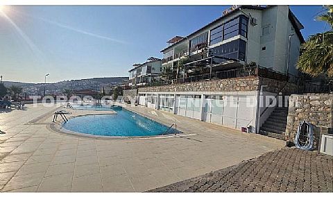 Didim Akbük'te Full Deniz Manzaralı, Eşyalı, Havuz Cepheli Dubleks Daire