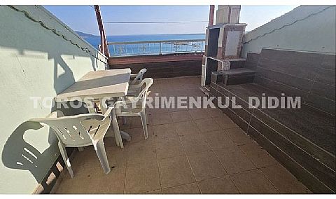 Didim Akbük'te Full Deniz Manzaralı, Eşyalı, Havuz Cepheli Dubleks Daire
