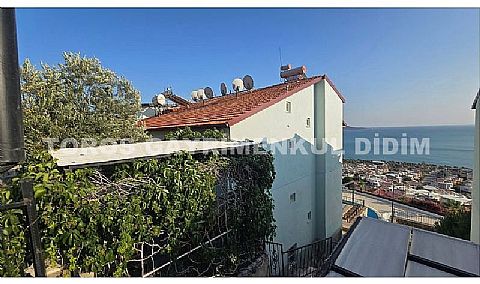 Didim Akbük'te Full Deniz Manzaralı, Eşyalı, Havuz Cepheli Dubleks Daire