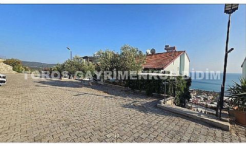 Didim Akbük'te Full Deniz Manzaralı, Eşyalı, Havuz Cepheli Dubleks Daire