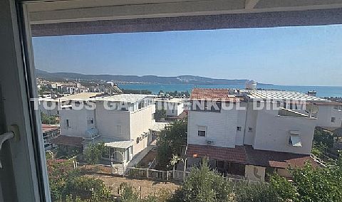 Didim akbükte site içerisinde geniş bahçeli denize yakın konumda satılık yazlık villa