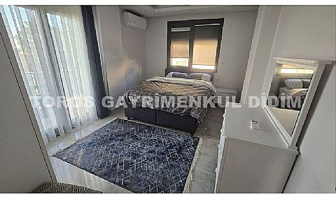 Didim Akbük’te Denize 1,200 m Mesafede Havuzlu Sitede  Satılık Villa