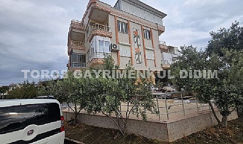 Didim Altınkum çamlık Mahllesinde satılık 3+1 dubleks daire 