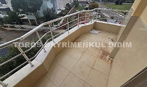 Didim Altınkum çamlık Mahllesinde satılık 3+1 dubleks daire 