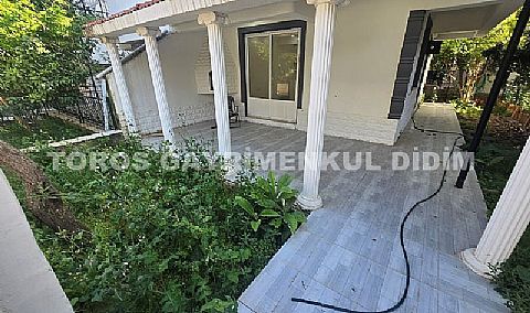 Didim altınkum plaja 1.100 mt mesafede satılık 4+1 yazlık villa