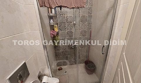 DİDİM ALTINKUM PLAJINA 1 KM MESAFEDE 2+1 EŞYALI  HAVUZLU SATILIK YAZLIK DAİRE