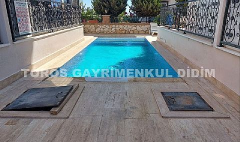 DİDİM ALTINKUM PLAJINA 1 KM MESAFEDE 2+1 EŞYALI  HAVUZLU SATILIK YAZLIK DAİRE