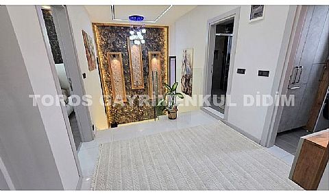 Didim Altınkum’da Modern Müstakil Villa  Havuzlu, Bahçeli ve Özel Tasarımlı