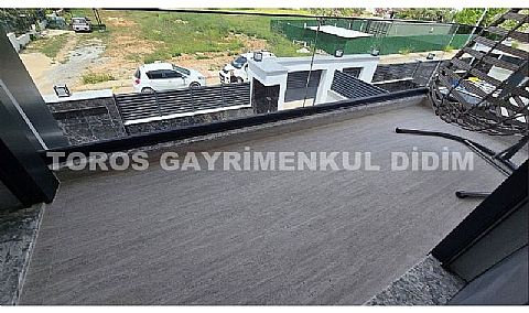 Didim Altınkum’da Modern Müstakil Villa  Havuzlu, Bahçeli ve Özel Tasarımlı