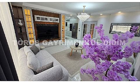 Didim Altınkum’da Modern Müstakil Villa  Havuzlu, Bahçeli ve Özel Tasarımlı