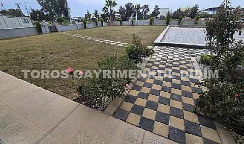 Didim cumhuriyet mahallesinde havuzlu sitede satılık orta kat daire