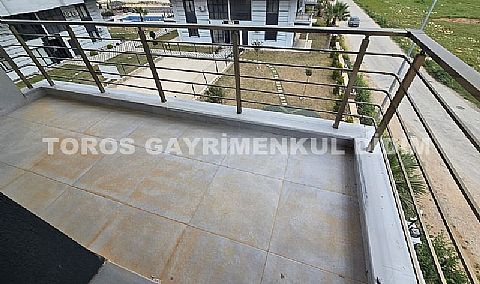 Didim cumhuriyet mahallesinde havuzlu sitede satılık orta kat daire