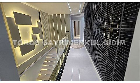 DİDİM DE SATILIK ULTRA LÜKS 5+1 EĞLENCE SALONLU VİLLA HAMAM SAUNA JAKUZİ SONSUZ HAVUZ DENİZ MANZARLI