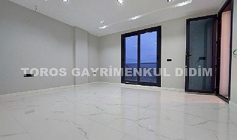 Didim Efeler de 310 m2 Arsa İçinde Tam Müstakil Lüks Villa