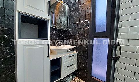 Didim Efeler de 310 m2 Arsa İçinde Tam Müstakil Lüks Villa