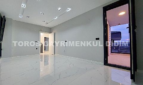 Didim Efeler de 310 m2 Arsa İçinde Tam Müstakil Lüks Villa