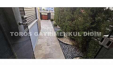 Didim efeler de satılık 3+1 ful Eşyalı Açılır Kapanır  Kış Bahçeli  ve Teraslı Villa