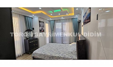 Didim efeler de satılık 3+1 ful Eşyalı Açılır Kapanır  Kış Bahçeli  ve Teraslı Villa