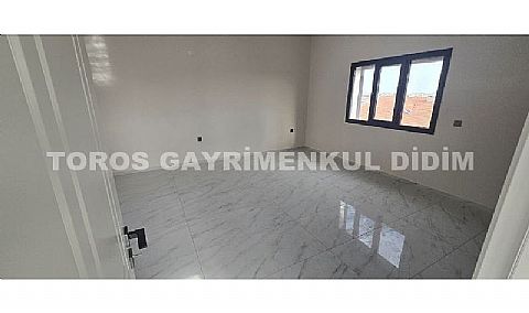 Didim efeler mahallesinde satılık 5+1 ayrı mutfaklı villa 