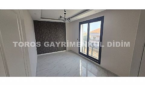 Didim efeler mahallesinde satılık 5+1 ayrı mutfaklı villa 